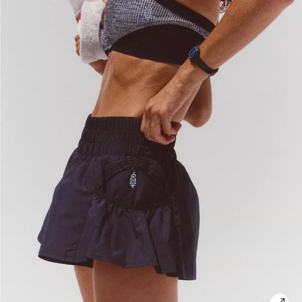 Free People Movement Black Women's Shorts Built In Panty Medium - Picture 2 of 10